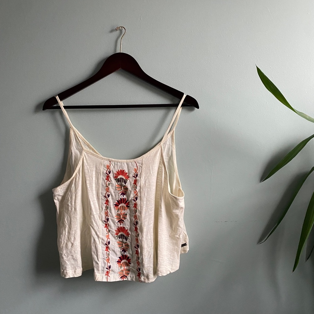 Roxy summer tank 🌿🤍